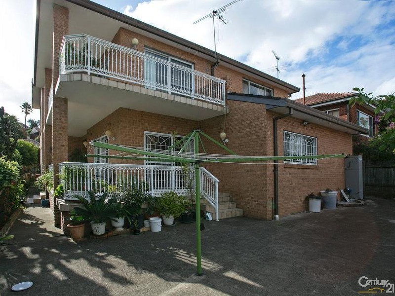 62 Richard Avenue, Earlwood NSW 2206