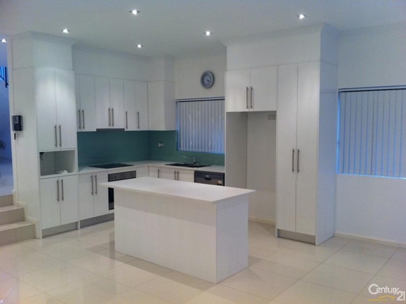 36 Dreadnought Street, Roselands NSW 2196