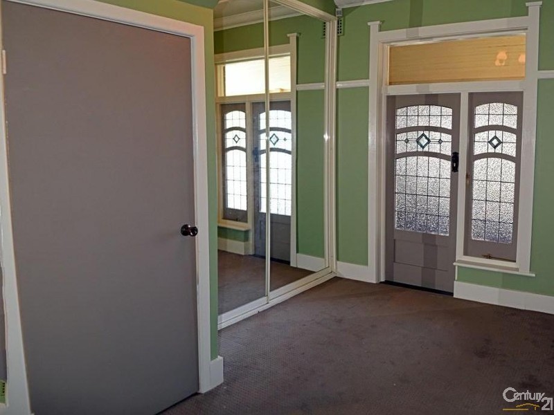 14 Hamilton Avenue, Earlwood NSW 2206