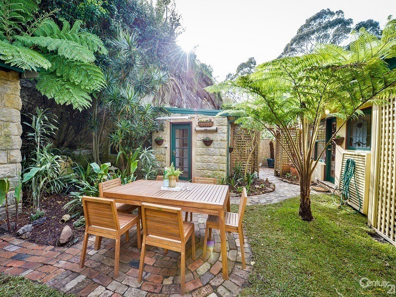 8 Jackson Place, Earlwood NSW 2206