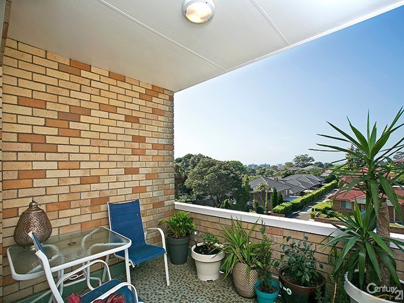 2/10  Monomeeth Street, Bexley NSW 2207