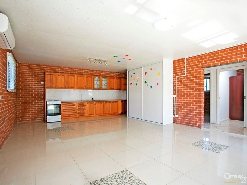 2/34 Forrest Avenue, Earlwood NSW 2206