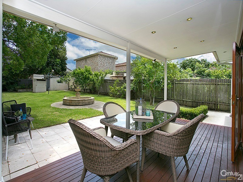 9 Pheasant Street, Canterbury NSW 2193