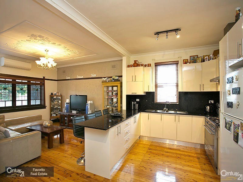 14  Forsyth Street, Kingsgrove NSW 2208