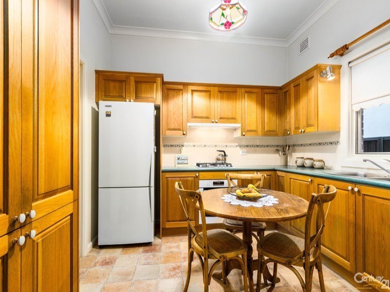 3 Leonora Street, Earlwood NSW 2206