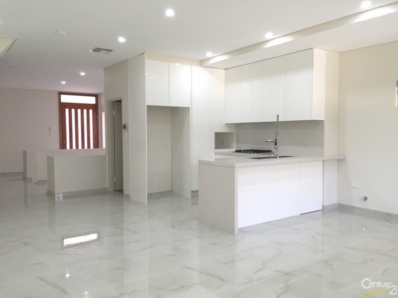 7B Onslow Street, Canterbury NSW 2193