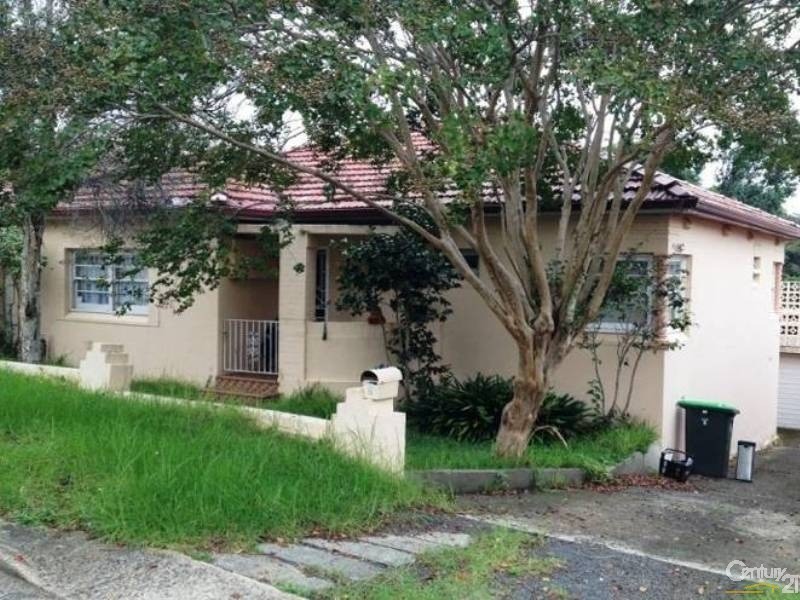 8 Trewilga Avenue, Earlwood NSW 2206