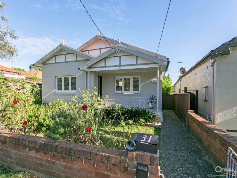 31 Emu Street, Canterbury NSW 2193