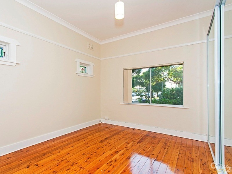 57 Earlwood Avenue, Earlwood NSW 2206