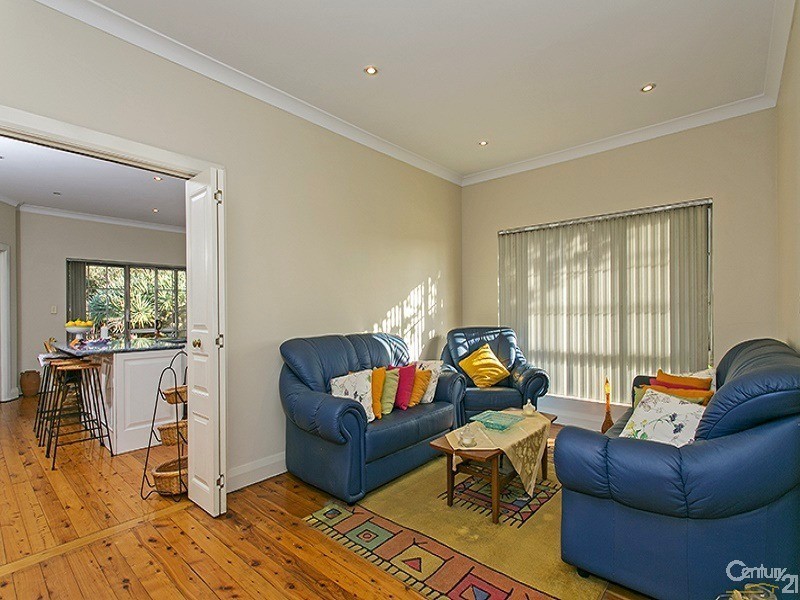 7 Earlwood Avenue, Earlwood NSW 2206