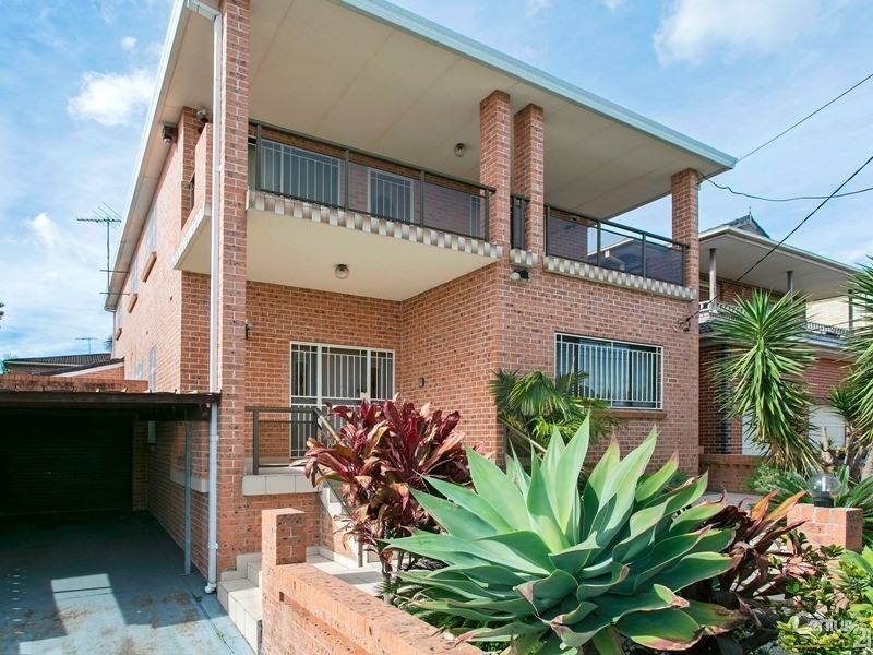 112 Woolcott Street, Earlwood NSW 2206