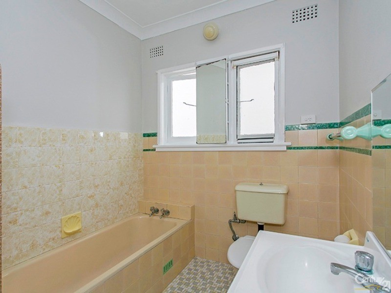 1/213 Homer Street, Earlwood NSW 2206