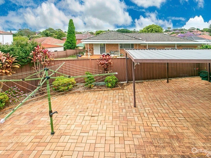 8 Braeside Crescent, Earlwood NSW 2206