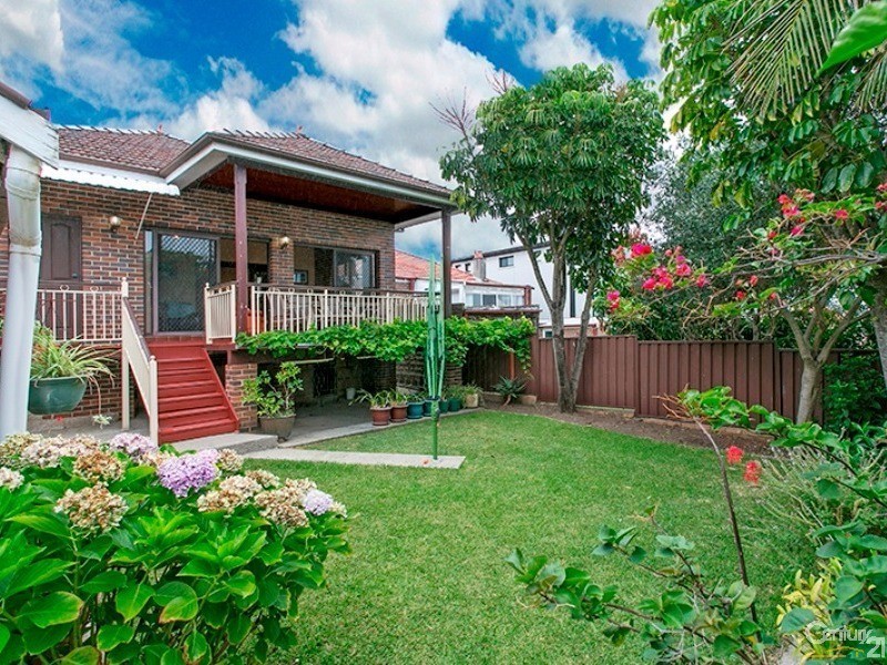 22 Malley Avenue, Earlwood NSW 2206