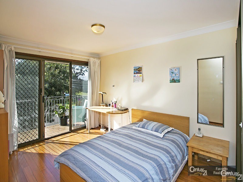 1/8 Flinders Road, Earlwood NSW 2206