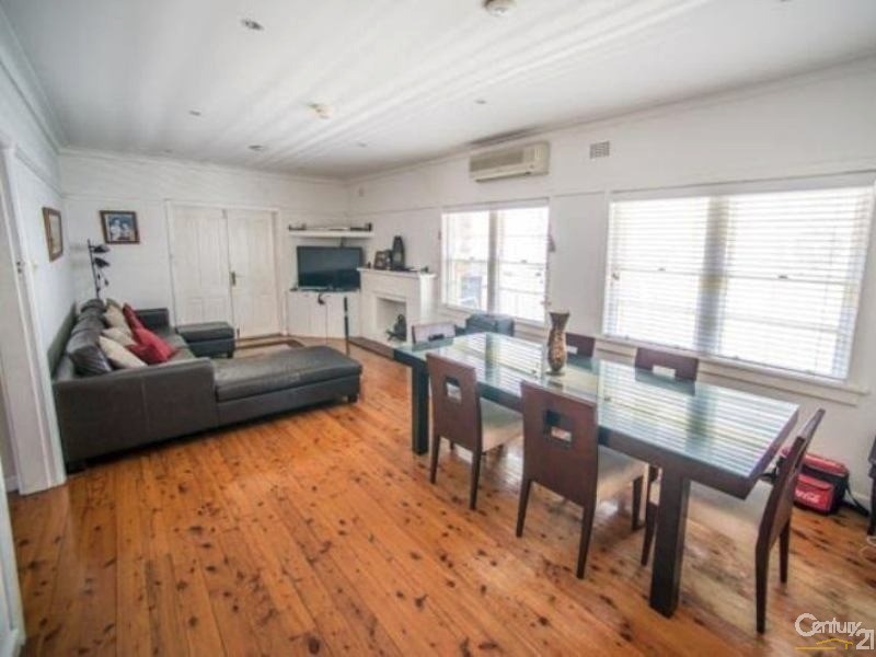 20 Robert Street, Belmore NSW 2192