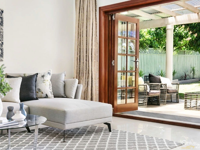 42 Kitchener Avenue, Earlwood NSW 2206