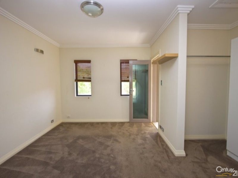 23A Woodlawn Avenue, Earlwood NSW 2206