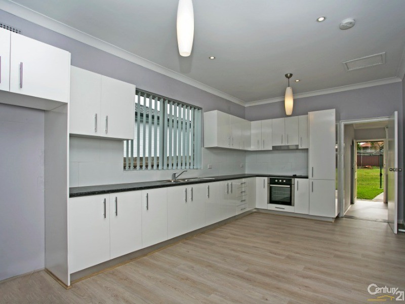 33 Forrest Avenue, Earlwood NSW 2206