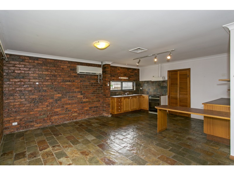 6A Potter Ave, Earlwood NSW 2206