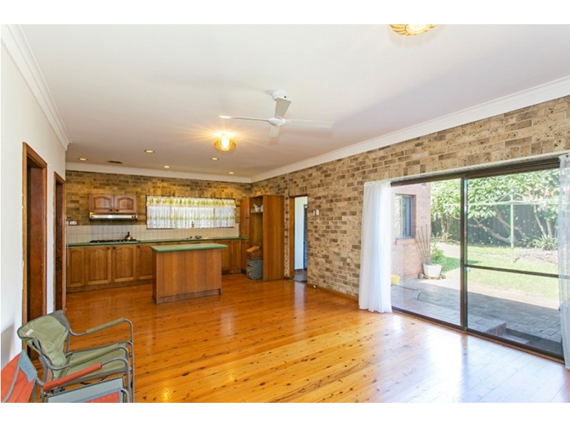 10 Mcgrath Avenue, Earlwood NSW 2206