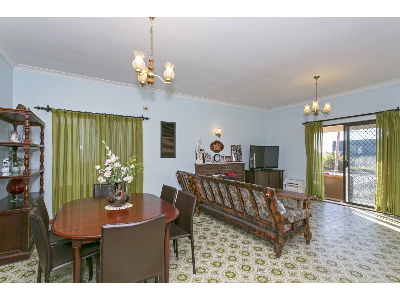 132 Prince Edward Avenue, Earlwood NSW 2206