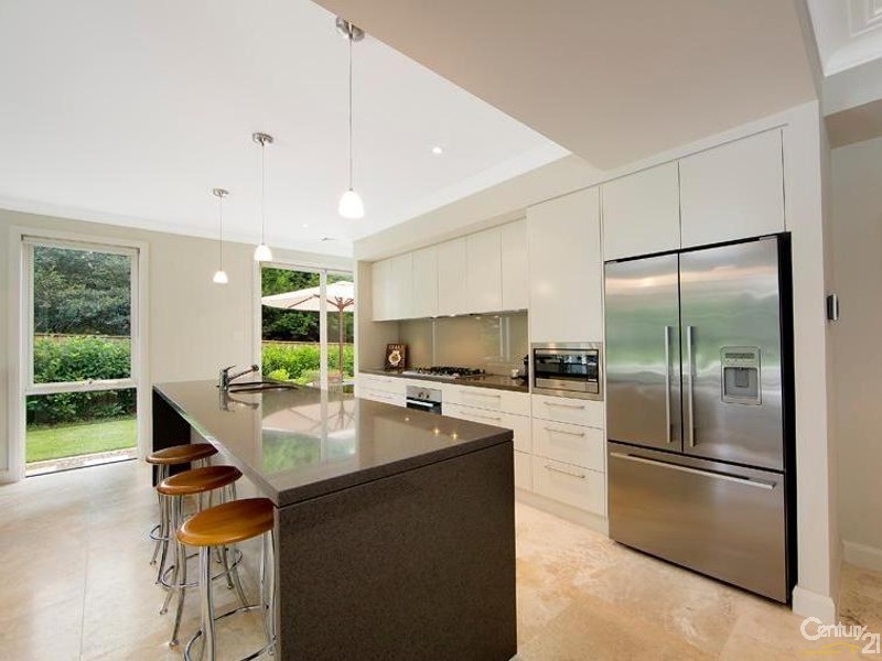 7 Kerrawah Avenue, St Ives NSW 2075