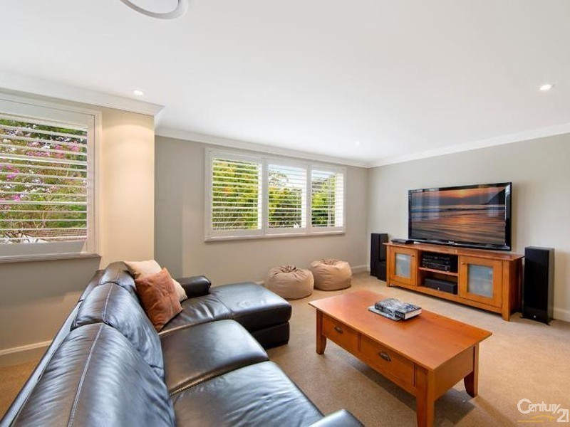 7 Kerrawah Avenue, St Ives NSW 2075