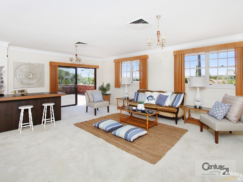 8 Ayres Road, St Ives NSW 2075