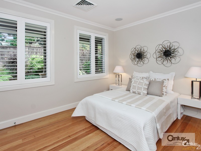 9 Gibran, St Ives NSW 2075