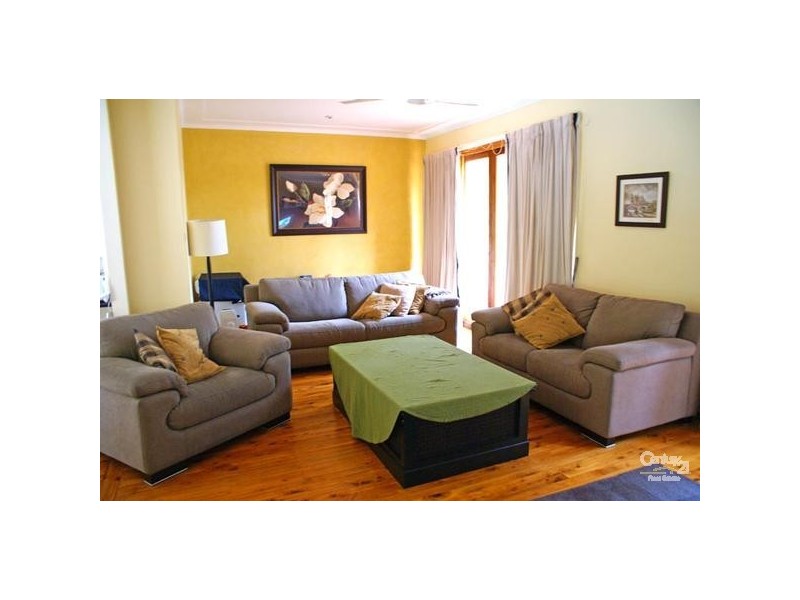 6 Larnock Avenue, Pymble NSW 2073