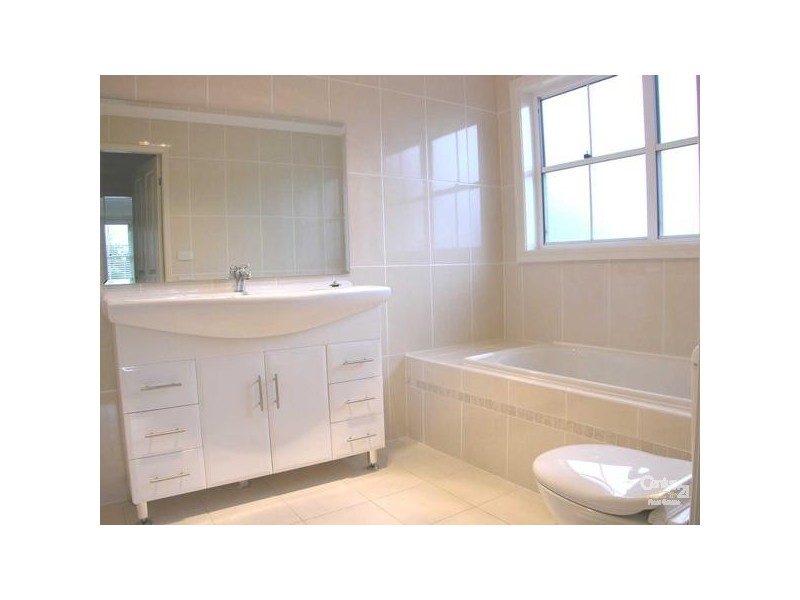 8 Biara Place, Turramurra NSW 2074