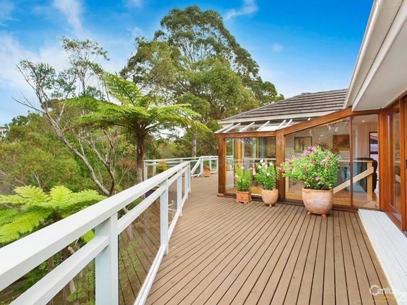 9 Hunter Ave, St Ives NSW 2075
