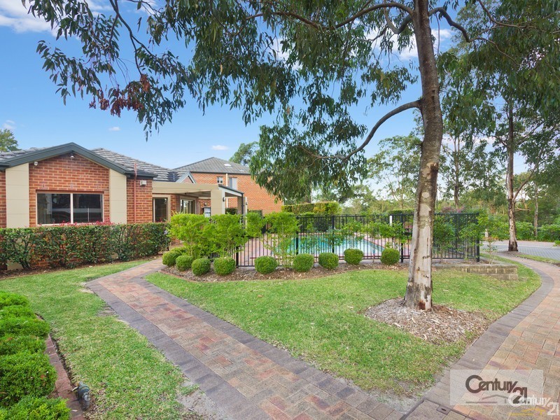 14 Aurora Drive, St Ives NSW 2075