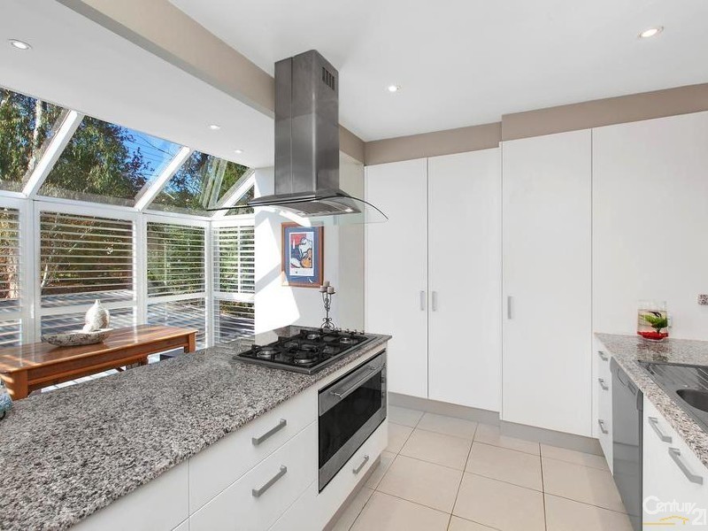 15 Paul Ave, St Ives NSW 2075