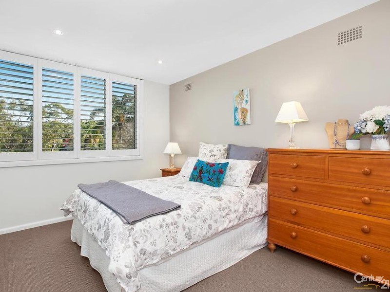15 Paul Ave, St Ives NSW 2075