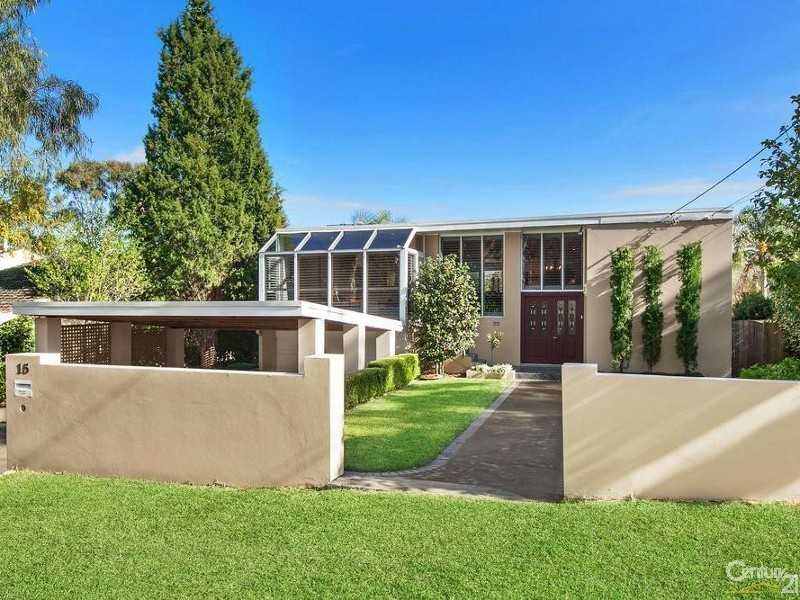 15 Paul Ave, St Ives NSW 2075