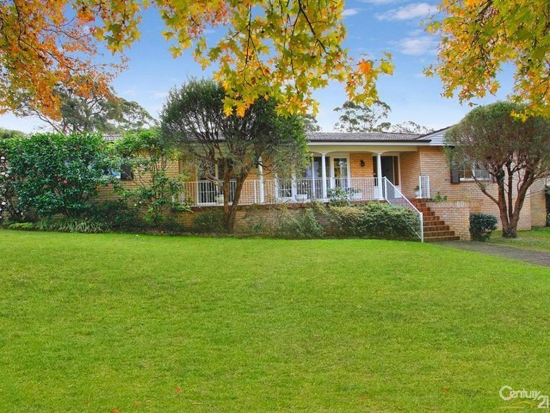 12 Moorhouse Avenue, St Ives NSW 2075