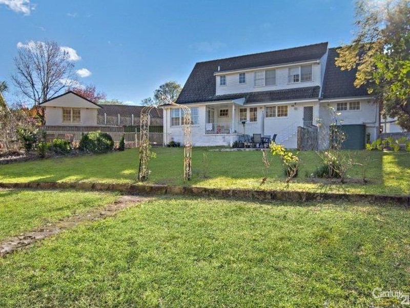 3 Bonney Close, St Ives NSW 2075