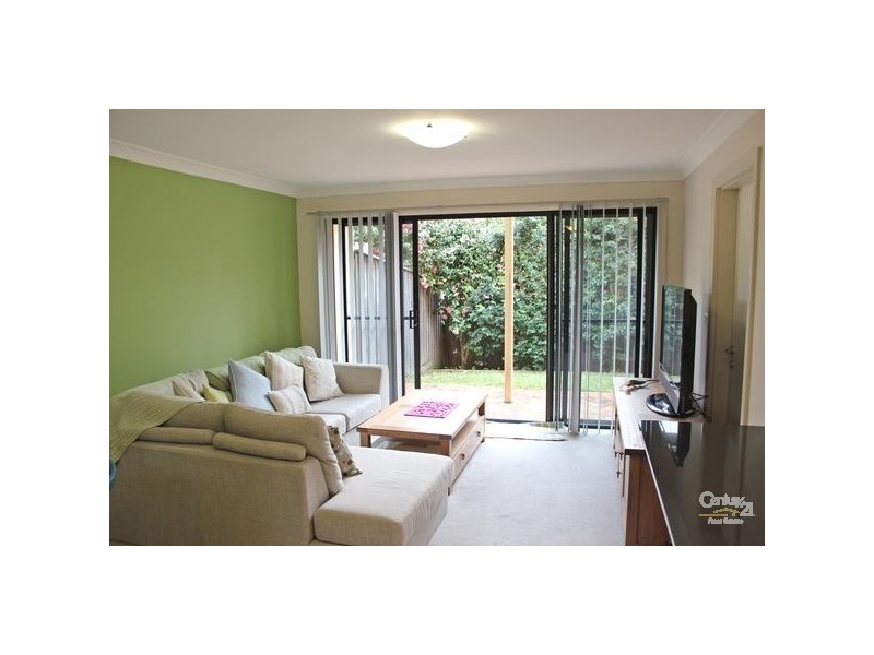 2/4 Carden Avenue, Wahroonga NSW 2076