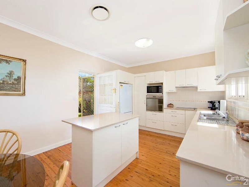 14 Garrick Road, St Ives NSW 2075