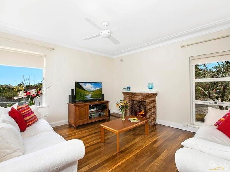 25  Ayres Road, St Ives NSW 2075