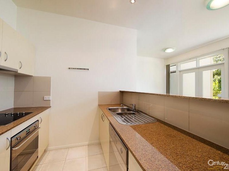 3/2 Lynbara Avenue, St Ives NSW 2075