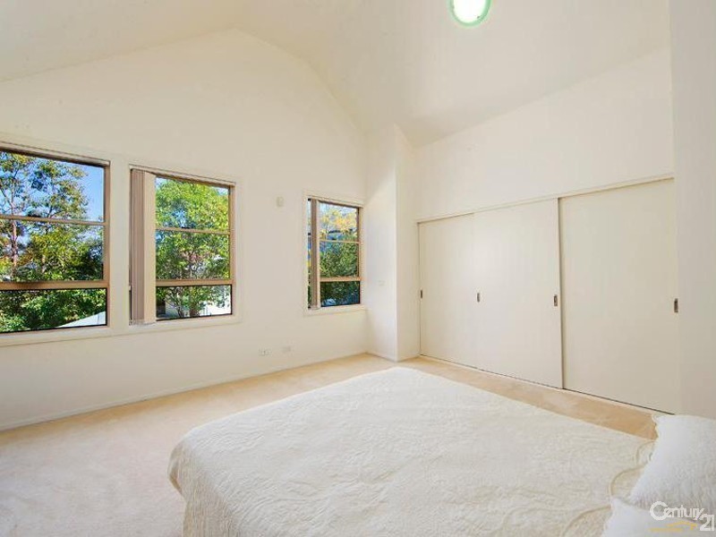 3/2 Lynbara Avenue, St Ives NSW 2075