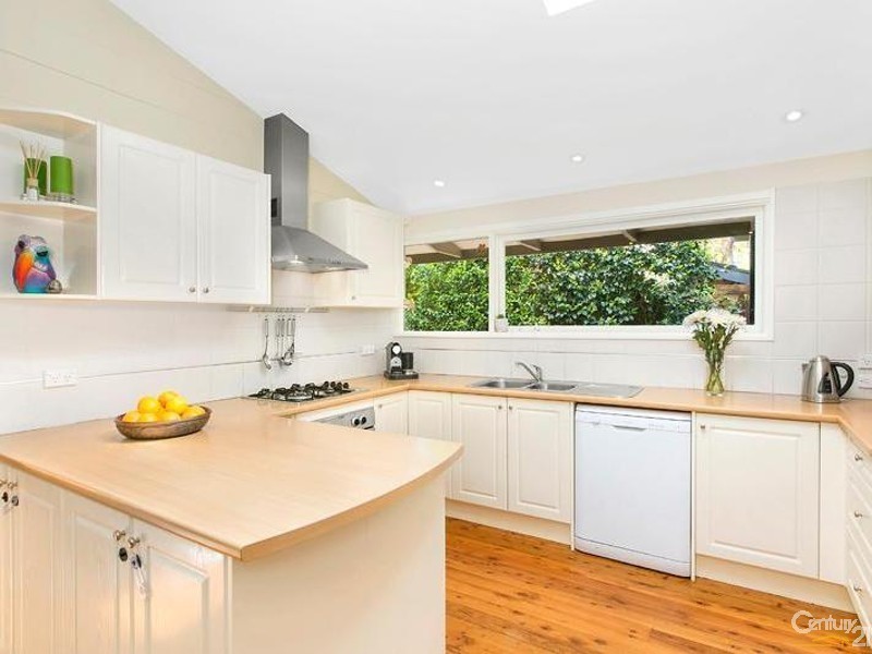 34 Gould Ave, St Ives NSW 2075