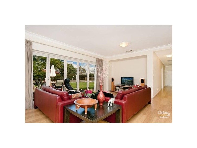 3 Salerno Place, St Ives NSW 2075
