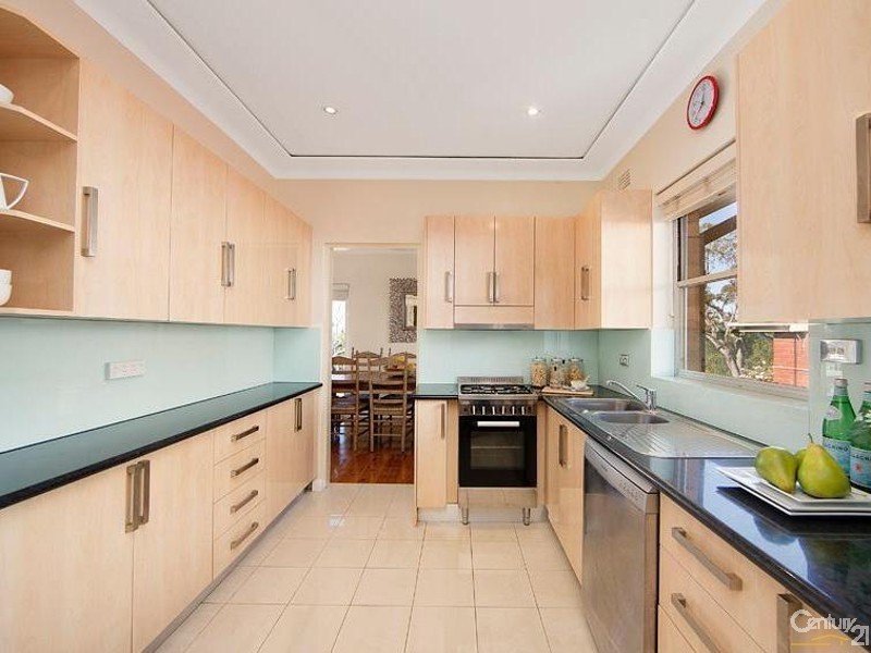 26 Hunter Avenue, St Ives NSW 2075