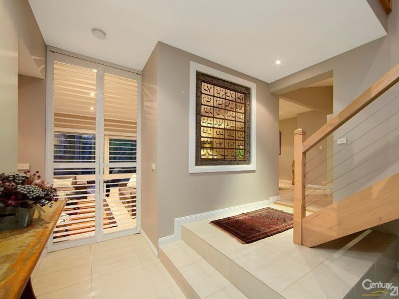 27 Wembury Road, St Ives NSW 2075