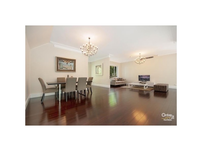 23 Marlborough Place, St Ives NSW 2075