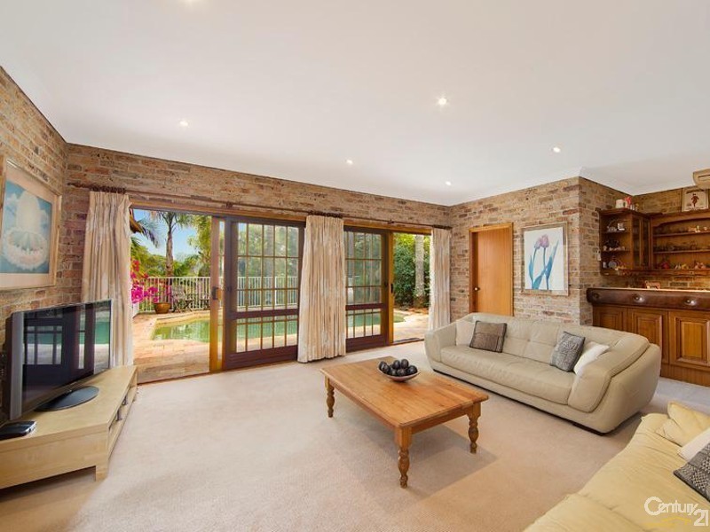 4 Hawley Close, St Ives NSW 2075